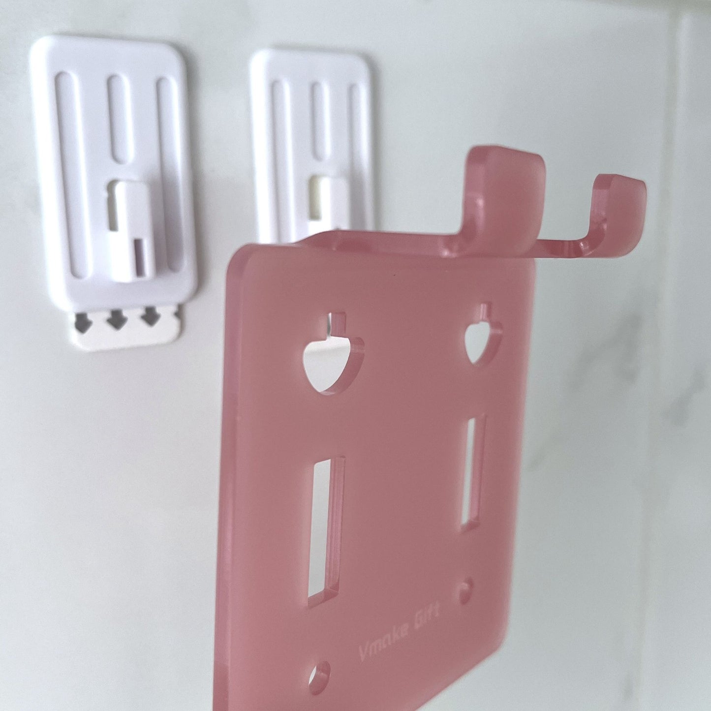 Quilton towel in a bag acrylic wall holder